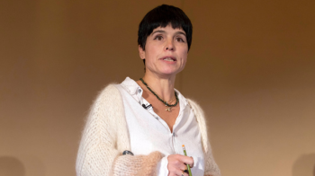 Christina de Balanzo speaking at IAB Leadership Summit